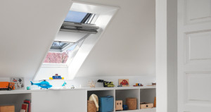 Velux tetőtéri ablak üvegezés, gyerekszobába